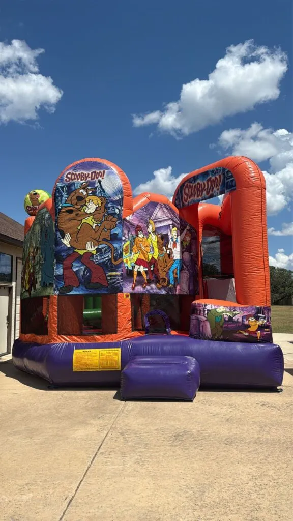 Scooby-Doo-Bounce-Castle-576×1024-1.webp